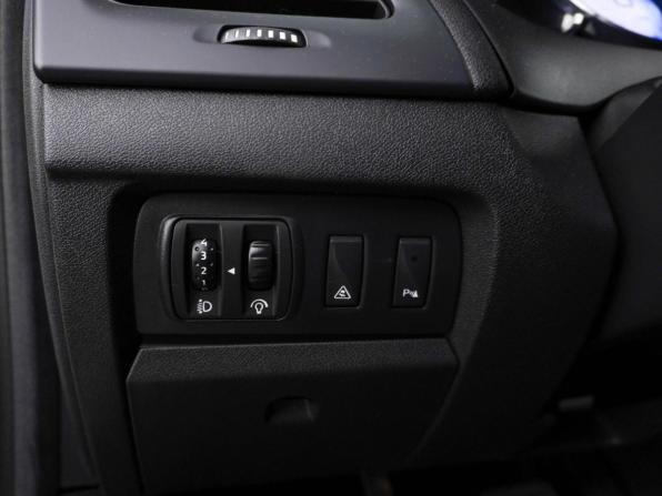 Renault Fluence I Рестайлинг с пробегом 2016 года, цена 1 099 046 рублей, 88578 км, седан, Автокод Объявления