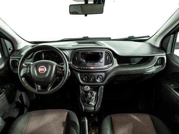 Fiat Doblo II Рестайлинг с пробегом 2020 года, цена 1 399 585 рублей, 118278 км, компактвэн, Автокод Объявления