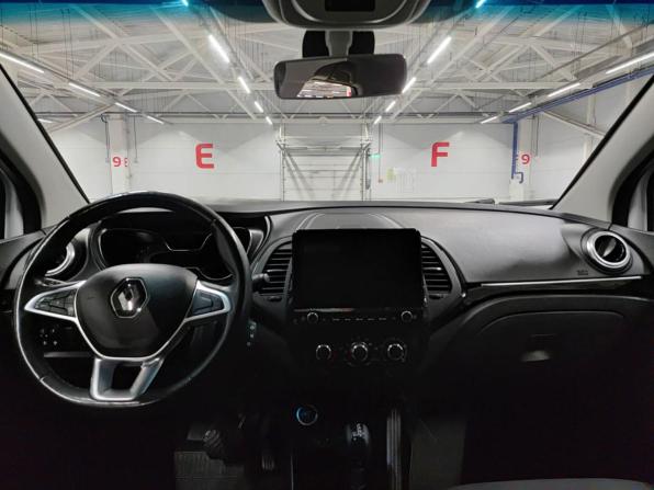 Renault Kaptur I Рестайлинг с пробегом 2021 года, цена 1 450 000 рублей, 52817 км, внедорожник, Автокод Объявления