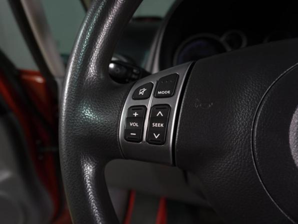 Suzuki SX4 I (Classic) Рестайлинг с пробегом 2013 года, цена 949 000 рублей, 111244 км, хэтчбек, Автокод Объявления