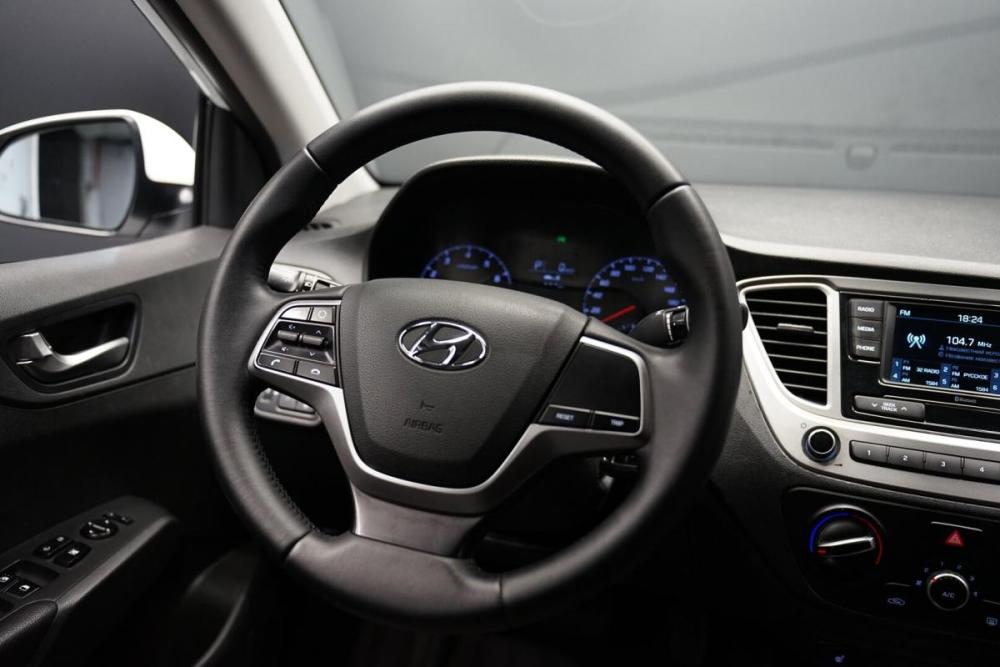 Hyundai Solaris II Рестайлинг Крым  - изображение 12
