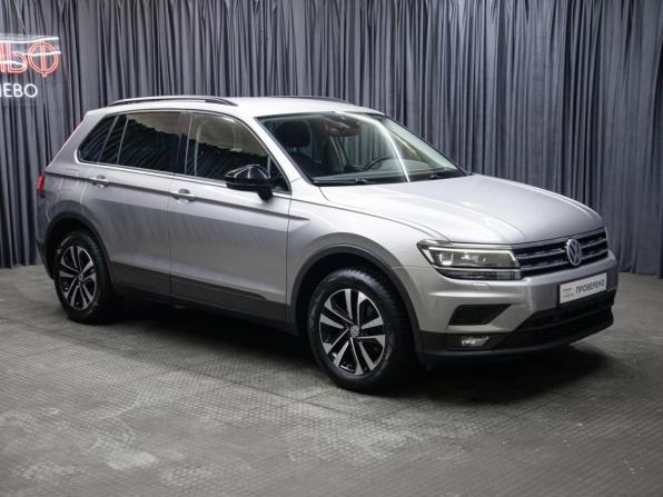 Volkswagen Tiguan II с пробегом 2019 года, цена 2 198 000 рублей, 90717 км, внедорожник, Автокод Объявления