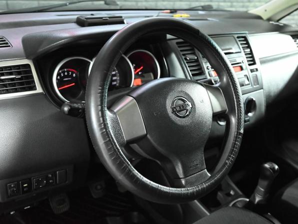 Nissan Tiida I Рестайлинг с пробегом 2013 года, цена 780 000 рублей, 178951 км, хэтчбек, Автокод Объявления