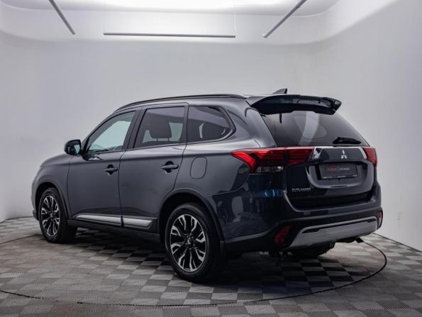 Mitsubishi Outlander III Рестайлинг 3 с пробегом 2021 года, цена 2 145 000 рублей, 153367 км, внедорожник, Автокод Объявления