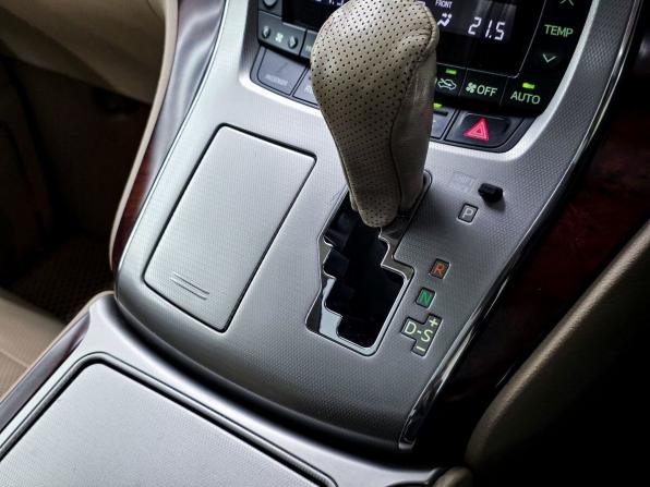 Toyota Alphard II с пробегом 2011 года, цена 3 100 000 рублей, 142416 км, минивэн, Автокод Объявления