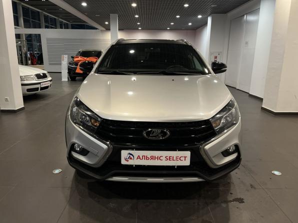 Lada (ВАЗ) Vesta I с пробегом 2021 года, цена 1 378 000 рублей, 37785 км, универсал, Автокод Объявления