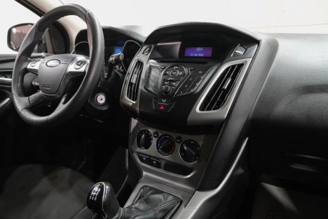 Ford Focus III с пробегом 2011 года, цена 779 000 рублей, 302000 км, седан, Автокод Объявления