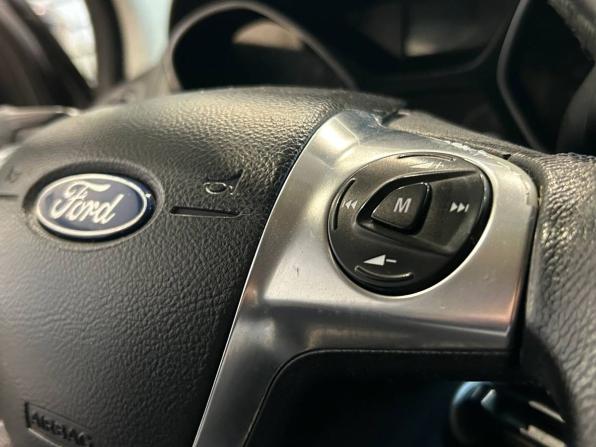 Ford Focus III с пробегом 2011 года, цена 659 000 рублей, 174000 км, седан, Автокод Объявления