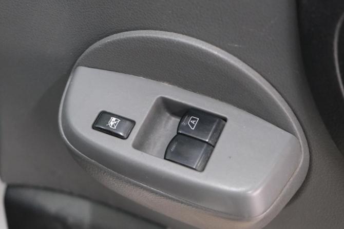 Nissan NV200 с пробегом 2011 года, цена 799 000 рублей, 260000 км, минивэн, Автокод Объявления