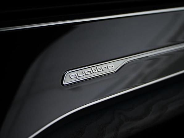 Audi Q8 I (4M) с пробегом 2018 года, цена 6 890 999 рублей, 88813 км, внедорожник, Автокод Объявления