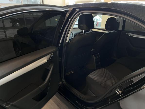 Skoda Octavia III (A7) с пробегом 2013 года, цена 1 225 000 рублей, 156174 км, лифтбек, Автокод Объявления