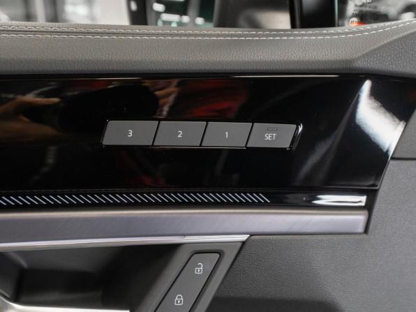 Volkswagen Touareg III Рестайлинг с пробегом 2026 года, цена 13 400 000 рублей, 57 км, внедорожник, Автокод Объявления
