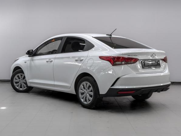 Hyundai Solaris II Рестайлинг с пробегом 2021 года, цена 1 450 000 рублей, 87883 км, седан, Автокод Объявления