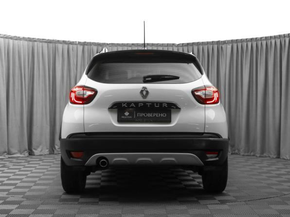 Renault Kaptur I Рестайлинг с пробегом 2021 года, цена 1 570 000 рублей, 81519 км, внедорожник, Автокод Объявления