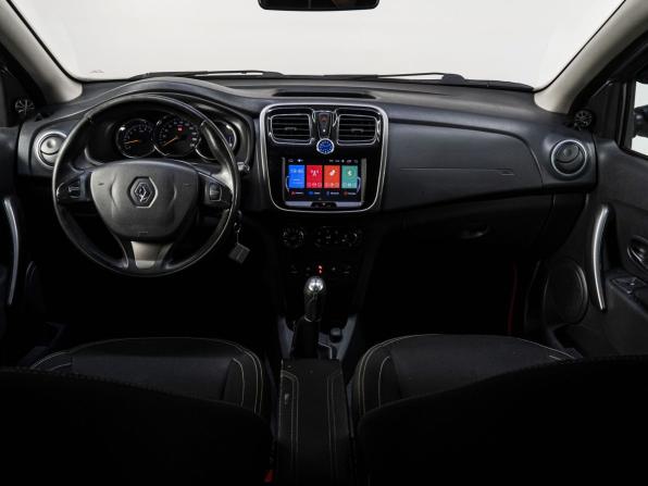 Renault Sandero II с пробегом 2015 года, цена 600 000 рублей, 217798 км, хэтчбек, Автокод Объявления