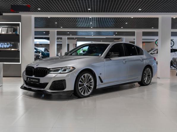 BMW 5 серии VII (G30/G31/G38) Рестайлинг с пробегом 2021 года, цена 4 500 000 рублей, 99701 км, седан, Автокод Объявления