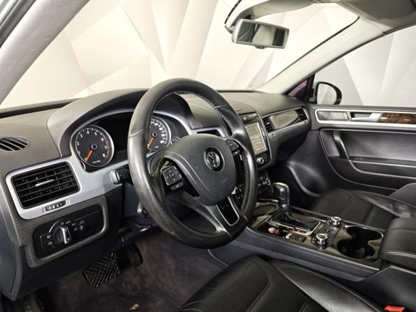 Volkswagen Touareg II с пробегом 2012 года, цена 1 595 000 рублей, 275788 км, внедорожник, Автокод Объявления