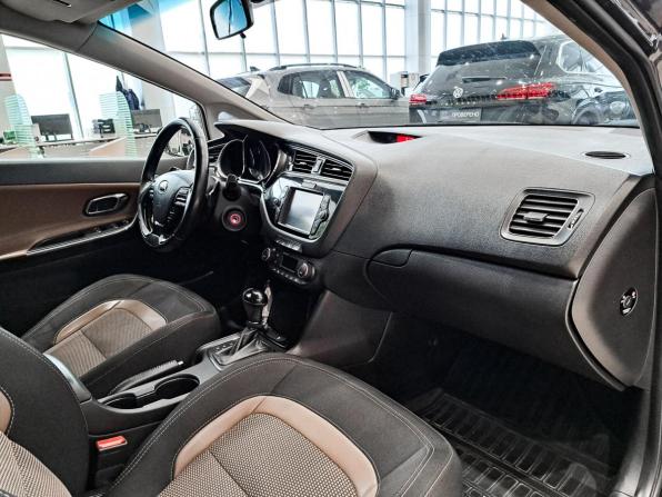 Kia Ceed II Рестайлинг с пробегом 2016 года, цена 1 350 000 рублей, 113267 км, хэтчбек, Автокод Объявления