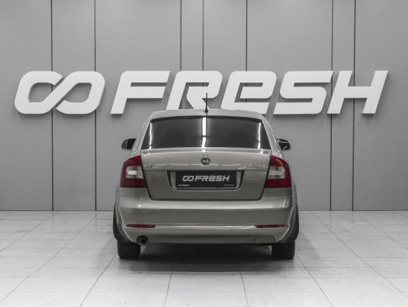 Skoda Octavia II (A5) Рестайлинг с пробегом 2012 года, цена 880 000 рублей, 235088 км, лифтбек, Автокод Объявления