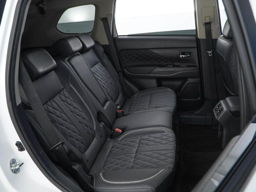 Mitsubishi Outlander III Рестайлинг 3 Москва  - изображение 7