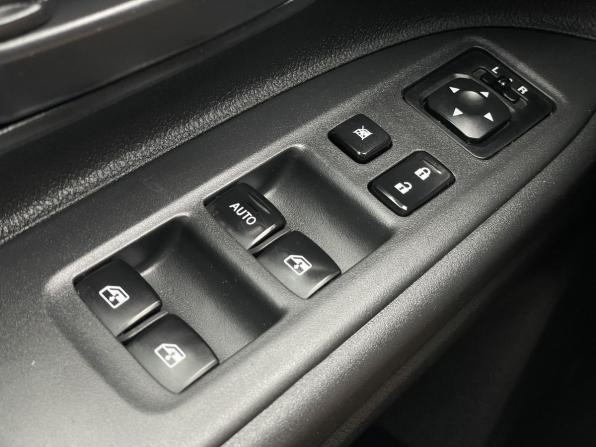 Mitsubishi Outlander III Рестайлинг 2 с пробегом 2017 года, цена 1 447 000 рублей, 270002 км, внедорожник, Автокод Объявления