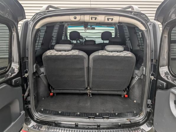 Lada (ВАЗ) Largus I с пробегом 2019 года, цена 899 000 рублей, 104500 км, универсал, Автокод Объявления