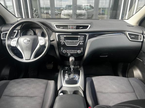 Nissan Qashqai II с пробегом 2015 года, цена 1 347 000 рублей, 196300 км, внедорожник, Автокод Объявления
