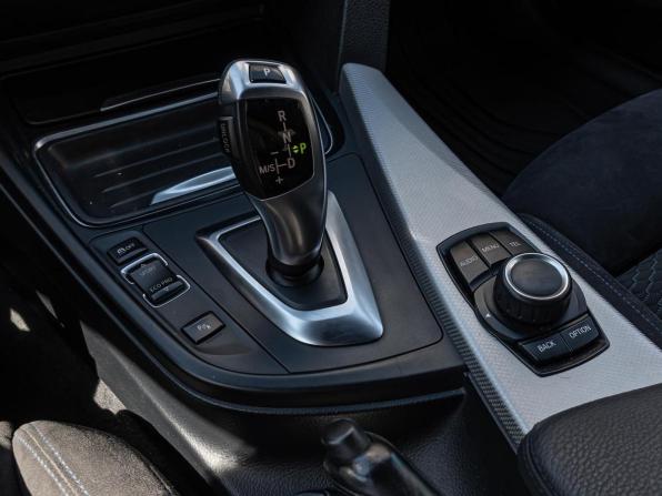 BMW 3 серии VI (F3x) с пробегом 2015 года, цена 2 360 000 рублей, 176990 км, седан, Автокод Объявления