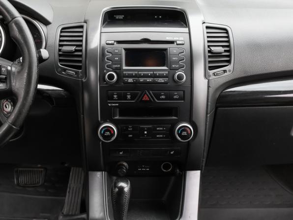 Kia Sorento II с пробегом 2009 года, цена 1 098 000 рублей, 328206 км, внедорожник, Автокод Объявления