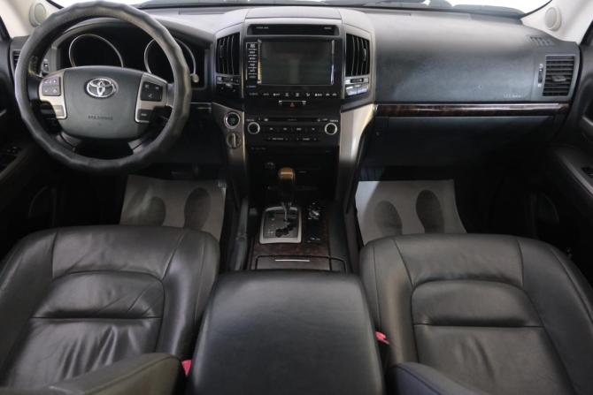 Toyota Land Cruiser 200 Series с пробегом 2009 года, цена 3 299 000 рублей, 312000 км, внедорожник, Автокод Объявления