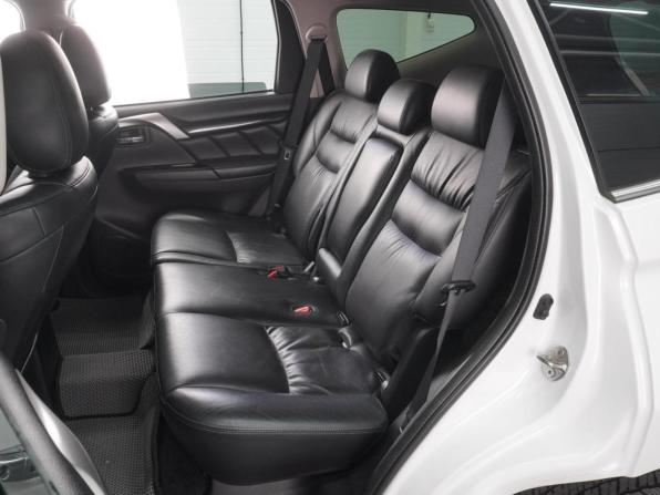 Mitsubishi Pajero Sport III с пробегом 2017 года, цена 3 180 000 рублей, 100414 км, внедорожник, Автокод Объявления