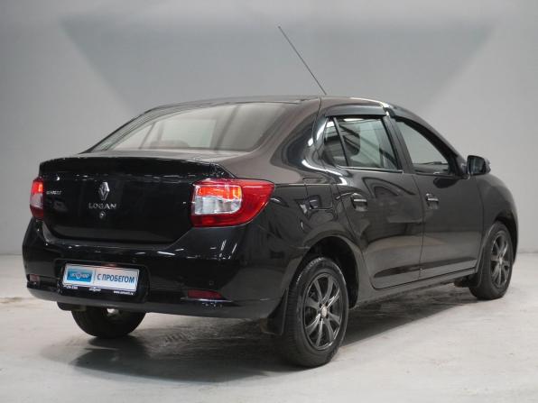 Renault Logan II с пробегом 2017 года, цена 850 000 рублей, 117505 км, седан, Автокод Объявления