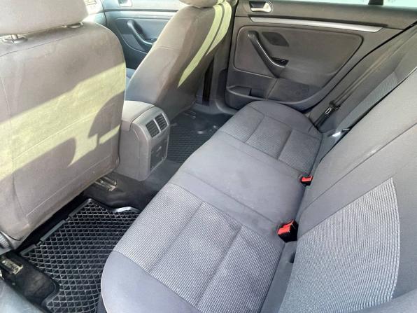 Volkswagen Jetta V с пробегом 2008 года, цена 370 000 рублей, 299003 км, седан, Автокод Объявления