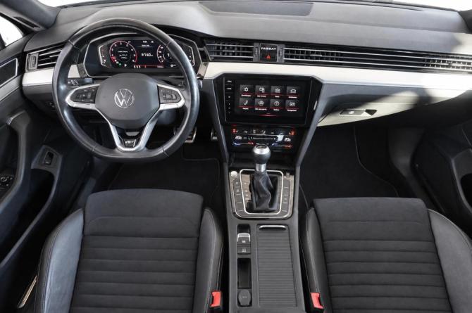 Volkswagen Passat B8 Рестайлинг с пробегом 2021 года, цена 2 180 000 рублей, 150561 км, универсал, Автокод Объявления