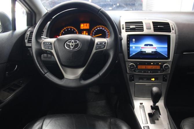 Toyota Avensis III с пробегом 2010 года, цена 1 249 000 рублей, 220000 км, седан, Автокод Объявления