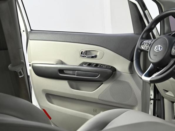 Kia Carnival III с пробегом 2018 года, цена 2 349 000 рублей, 109000 км, минивэн, Автокод Объявления