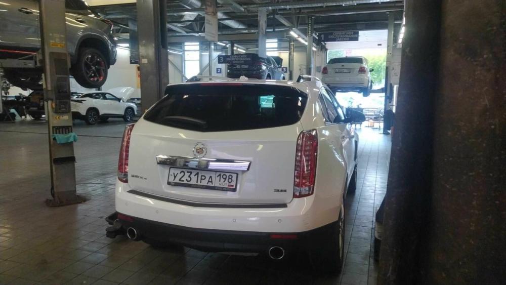 Cadillac SRX II Рестайлинг Санкт-Петербург  - изображение 3