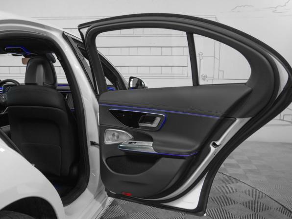 Новый Mercedes-Benz E-Класс VI (W214 S214) 2025 года, цена 10 573 000 рублей, седан, Автокод Объявления