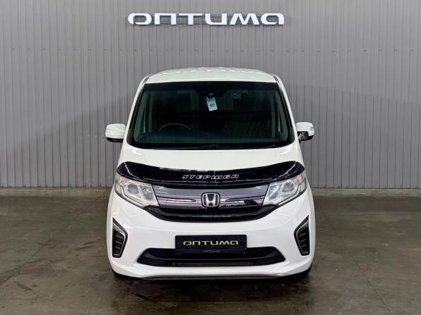 Honda Stepwgn V с пробегом 2016 года, цена 1 677 000 рублей, 205984 км, минивэн, Автокод Объявления