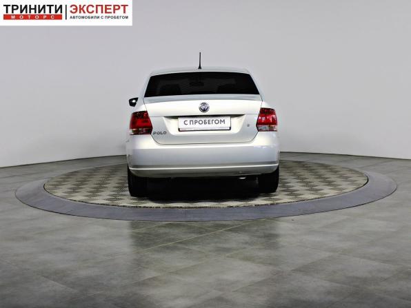 Volkswagen Polo V Рестайлинг с пробегом 2015 года, цена 897 000 рублей, 172913 км, седан, Автокод Объявления