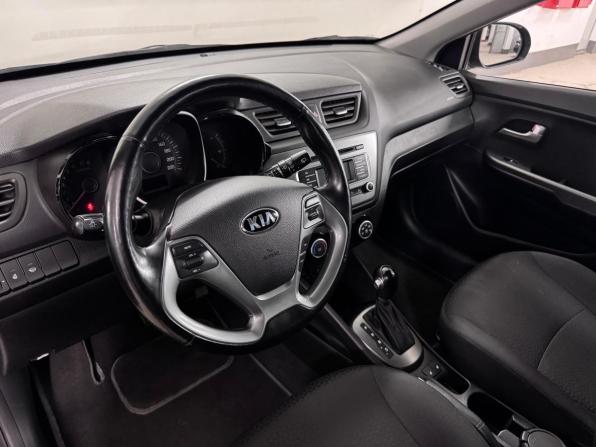 Kia Rio III Рестайлинг с пробегом 2016 года, цена 1 221 000 рублей, 79351 км, хэтчбек, Автокод Объявления