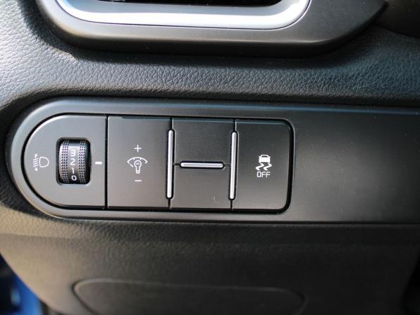 Kia Ceed III с пробегом 2019 года, цена 1 559 000 рублей, 120056 км, универсал, Автокод Объявления