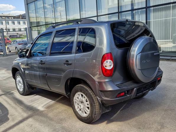 Chevrolet Niva I Рестайлинг с пробегом 2017 года, цена 849 000 рублей, 73389 км, внедорожник, Автокод Объявления