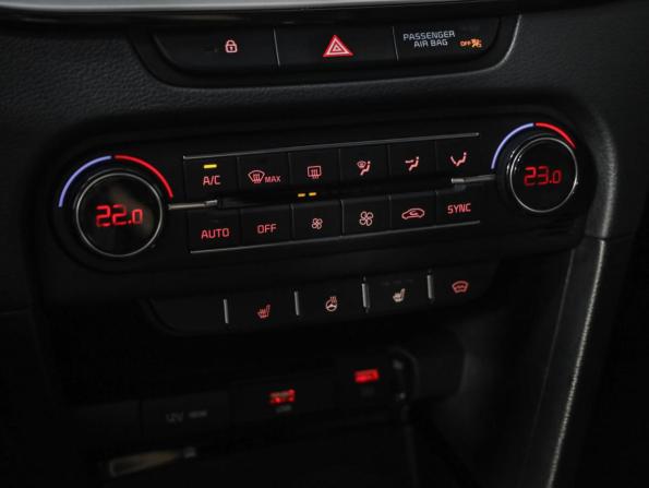 Kia Ceed III с пробегом 2020 года, цена 1 899 000 рублей, 90967 км, хэтчбек, Автокод Объявления