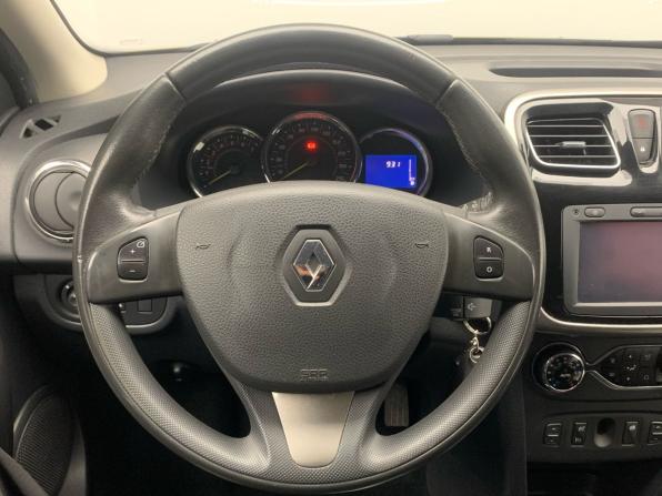 Renault Sandero II с пробегом 2016 года, цена 889 000 рублей, 131278 км, хэтчбек, Автокод Объявления
