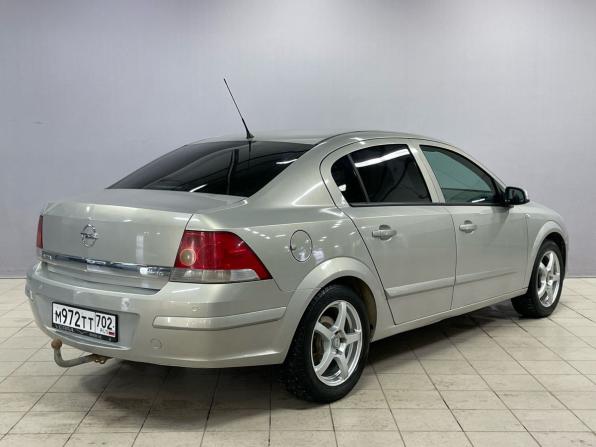 Opel Astra H Рестайлинг с пробегом 2008 года, цена 340 000 рублей, 329951 км, седан, Автокод Объявления