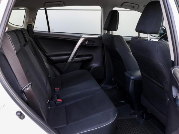 Toyota RAV4 IV (XA40) Рестайлинг с пробегом 2017 года, цена 2 898 000 рублей, 91970 км, внедорожник, Автокод Объявления