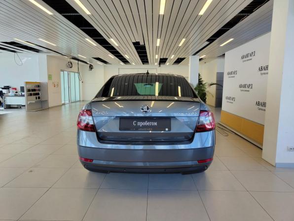 Skoda Octavia III (A7) Рестайлинг с пробегом 2018 года, цена 1 675 000 рублей, 142500 км, лифтбек, Автокод Объявления