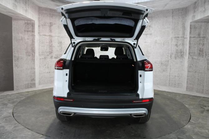 Geely Atlas Pro с пробегом 2022 года, цена 2 155 000 рублей, 37858 км, внедорожник, Автокод Объявления