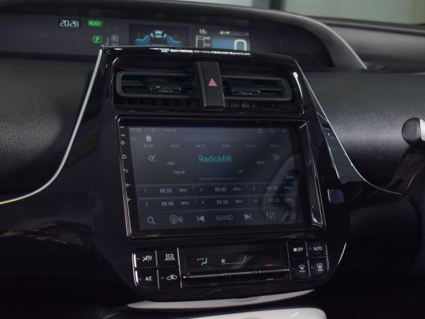 Toyota Prius IV (XW50) с пробегом 2018 года, цена 1 799 995 рублей, 158858 км, лифтбек, Автокод Объявления
